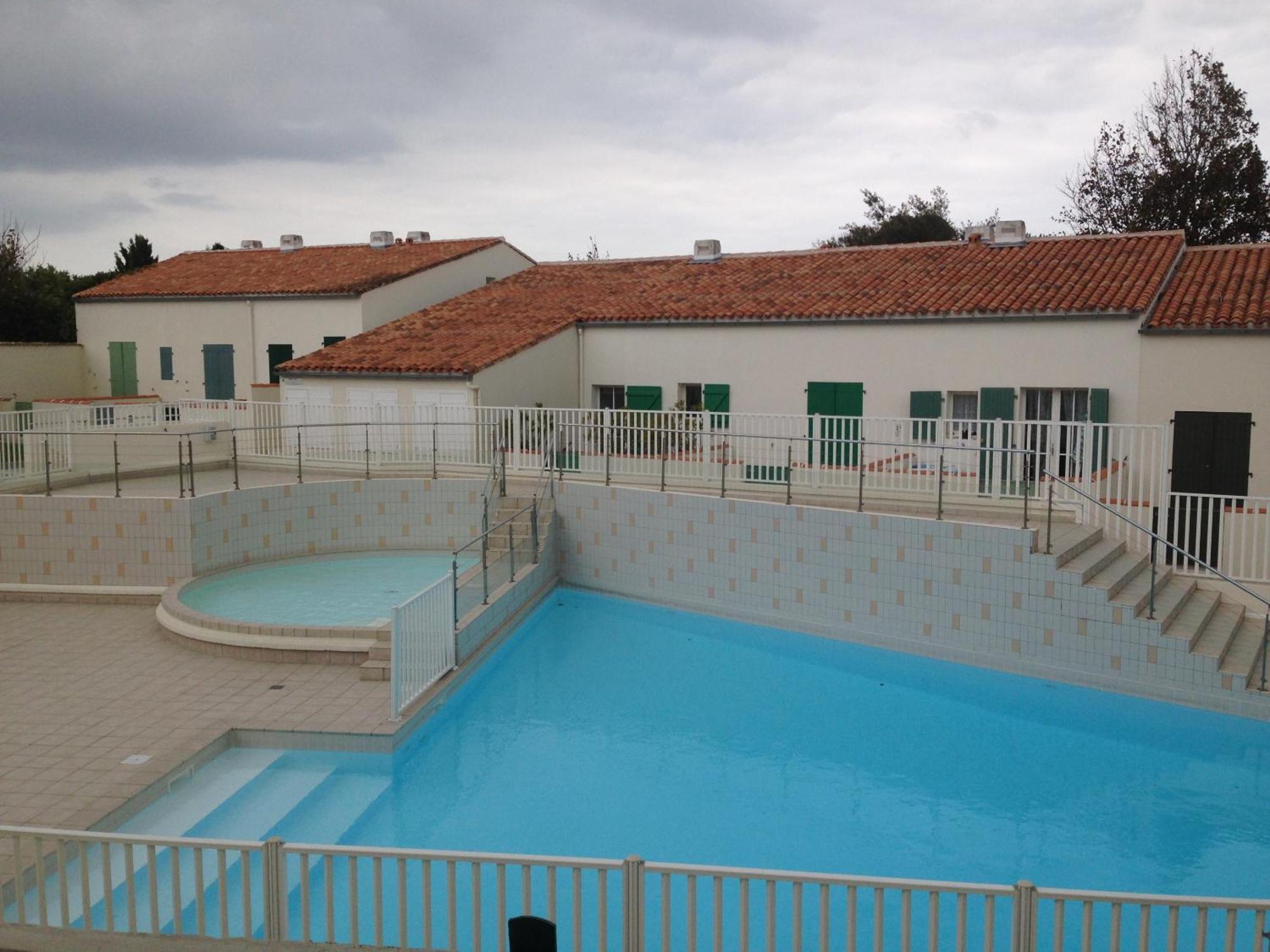 Ferienwohnung Les Remparts Saint-Martin-de-Ré Exterior foto