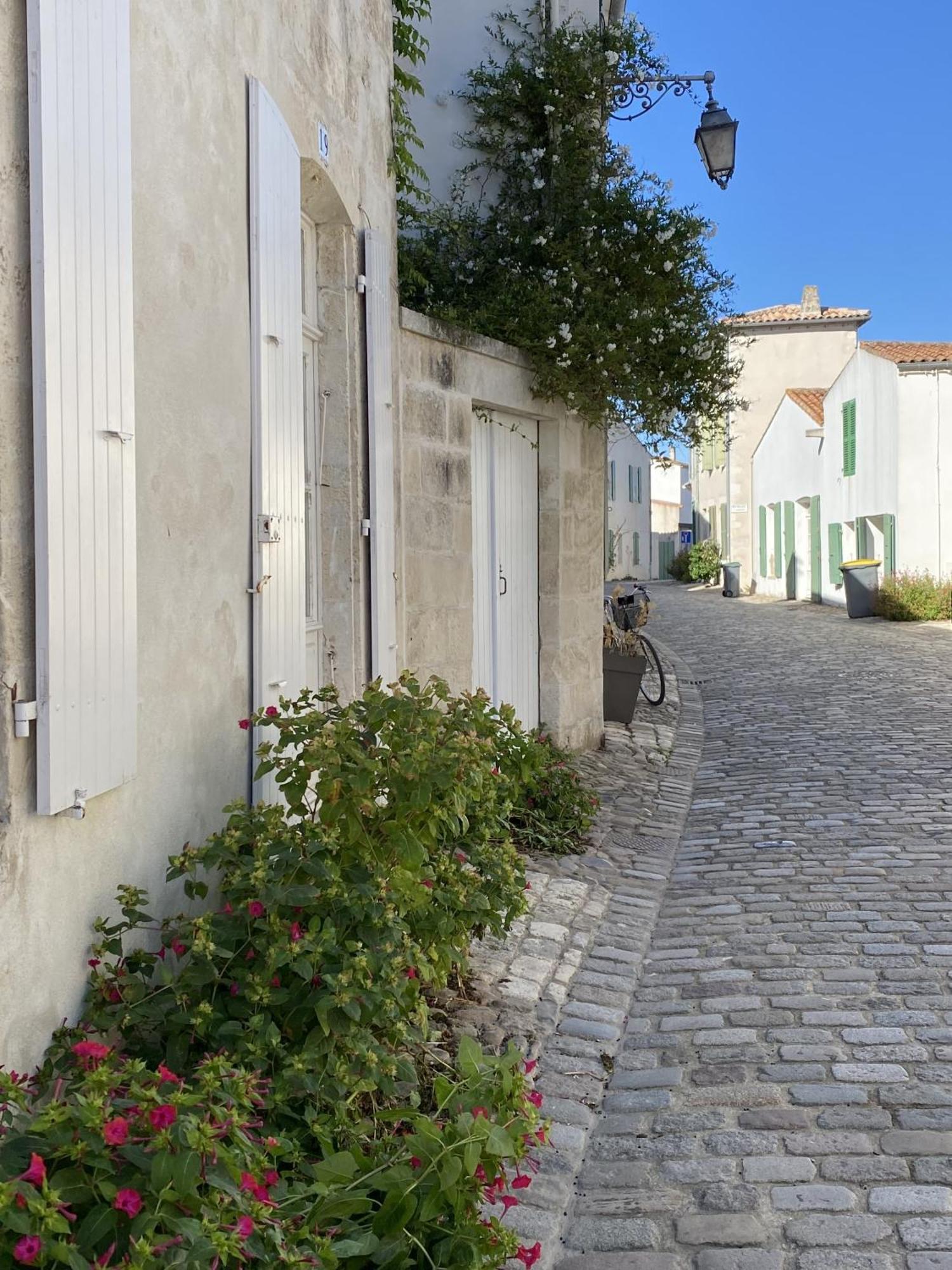 Ferienwohnung Les Remparts Saint-Martin-de-Ré Exterior foto